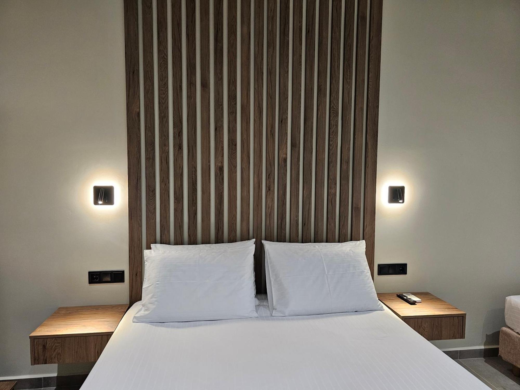 Rea'S Luxury Apartments Ступа Екстериор снимка