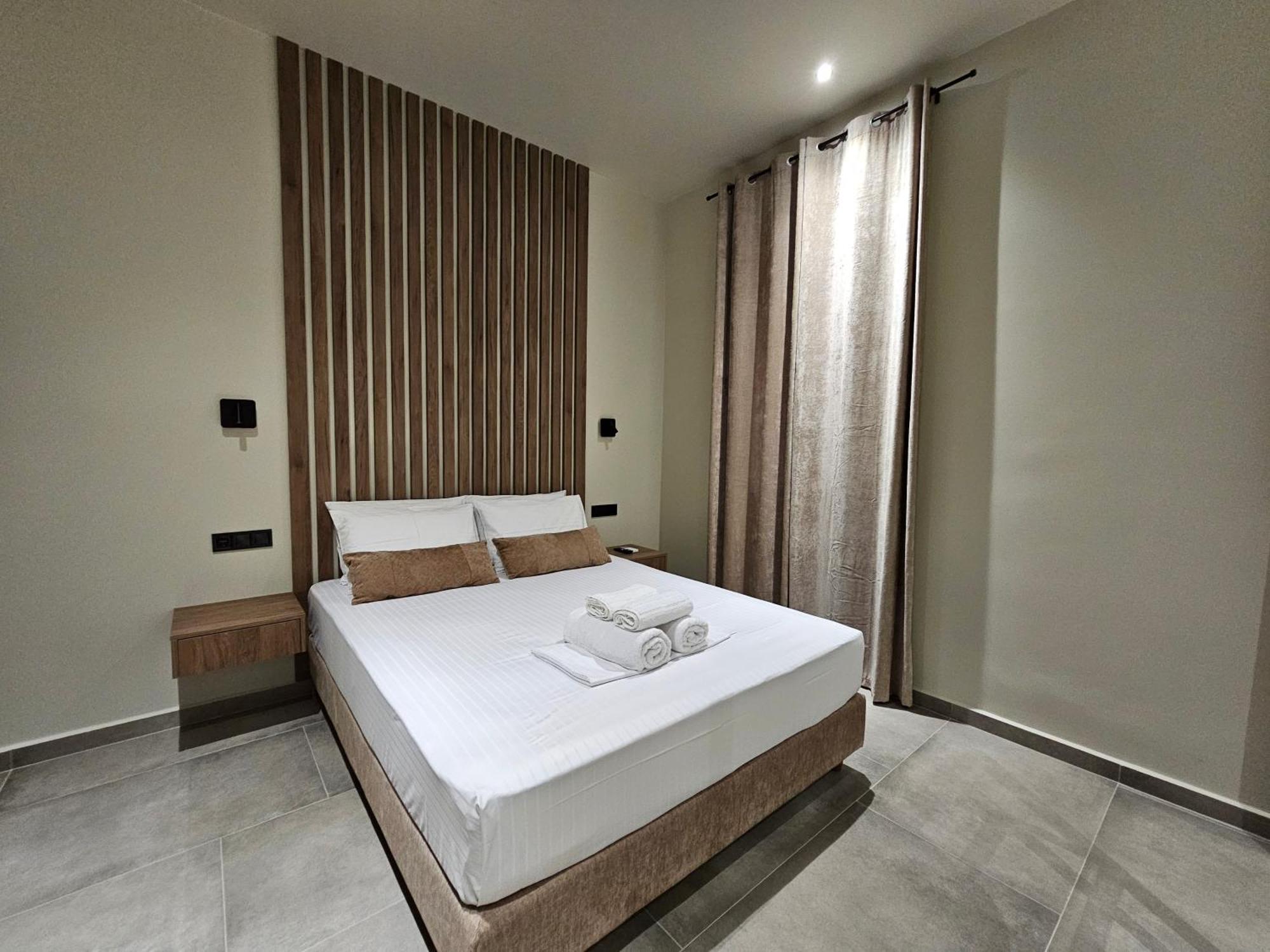 Rea'S Luxury Apartments Ступа Екстериор снимка