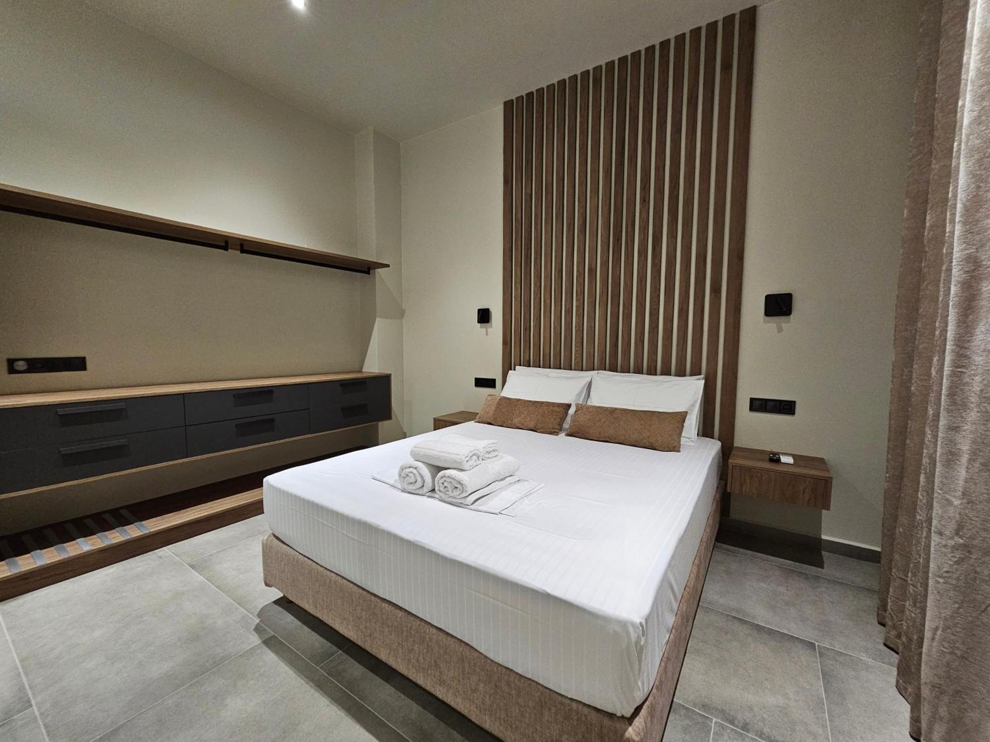 Rea'S Luxury Apartments Ступа Екстериор снимка