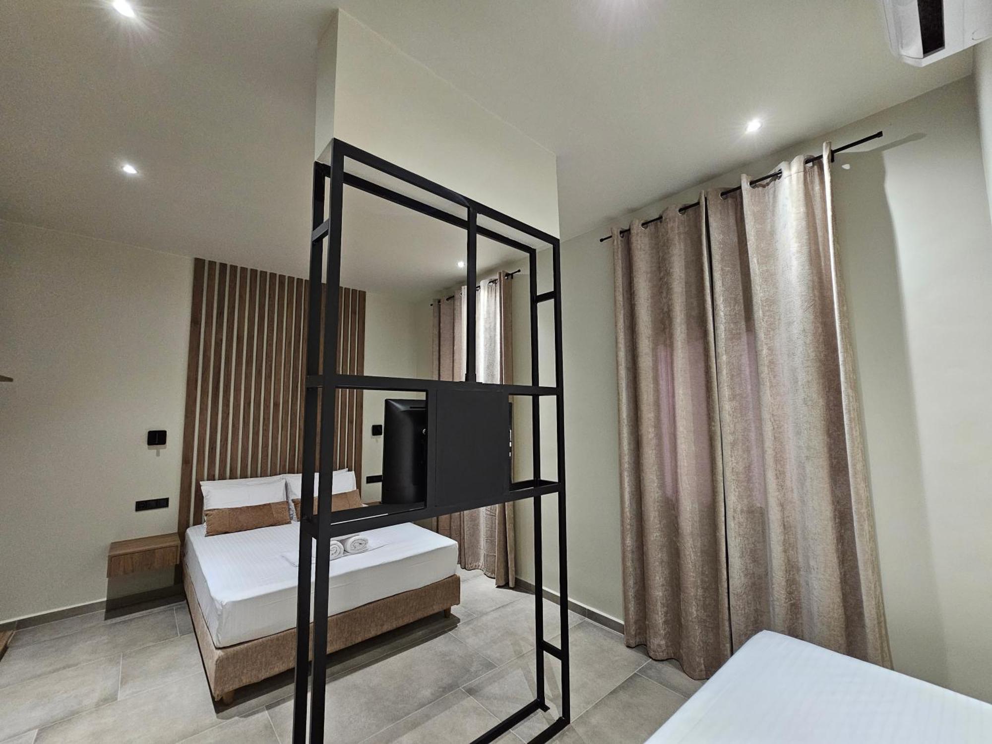 Rea'S Luxury Apartments Ступа Екстериор снимка