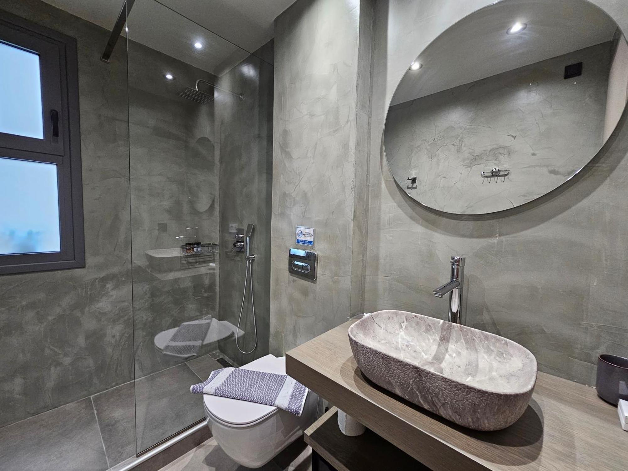 Rea'S Luxury Apartments Ступа Екстериор снимка