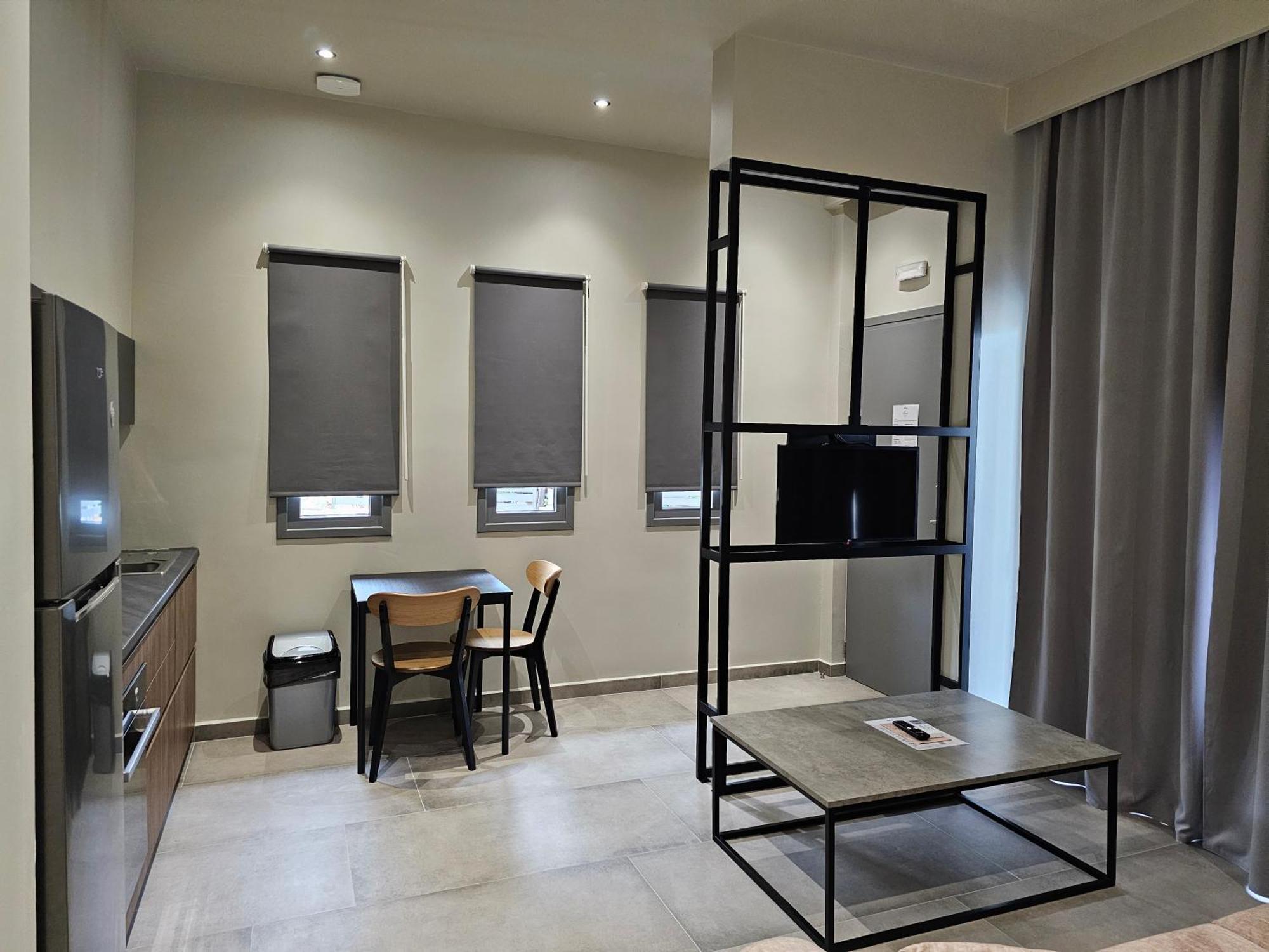 Rea'S Luxury Apartments Ступа Екстериор снимка