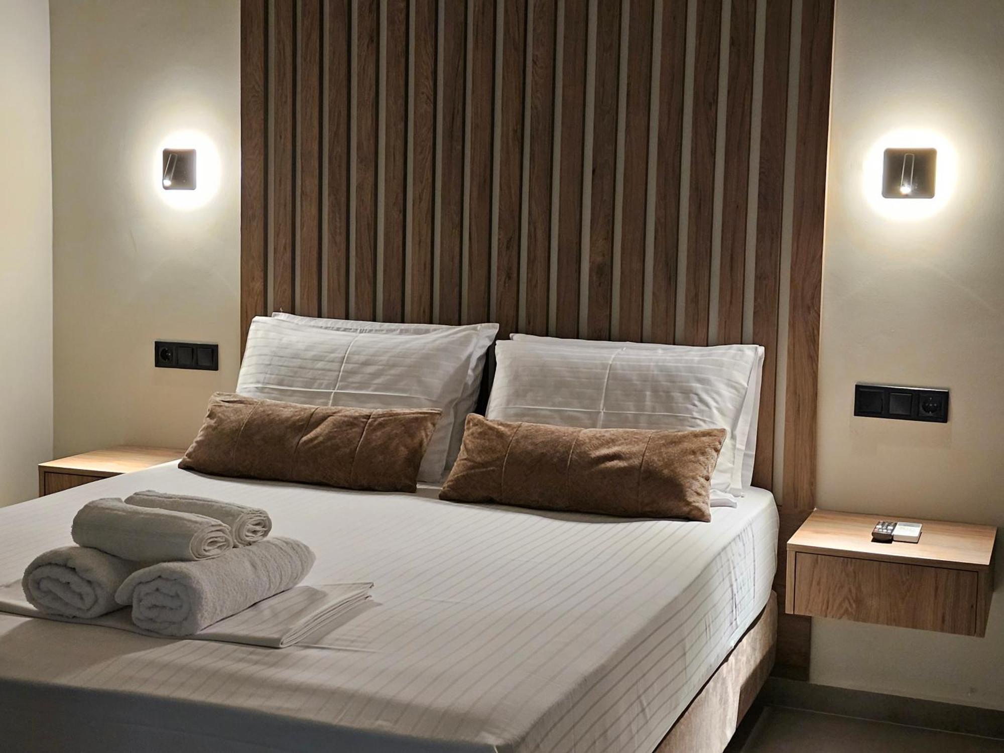 Rea'S Luxury Apartments Ступа Екстериор снимка